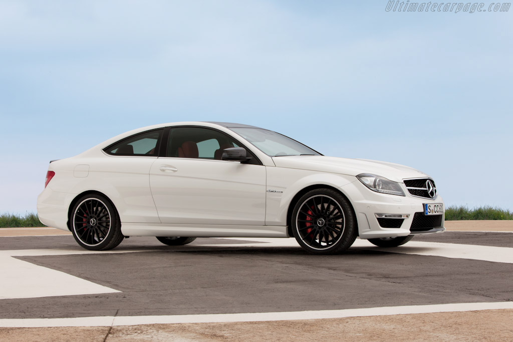 Mercedes-Benz C 63 AMG Coupe