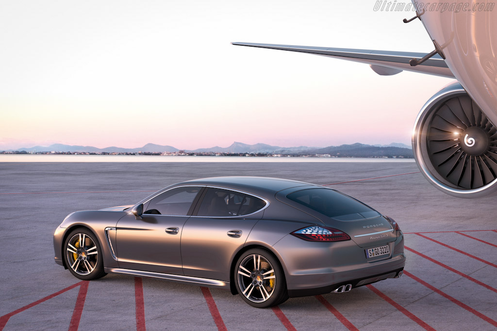Porsche Panamera Turbo S