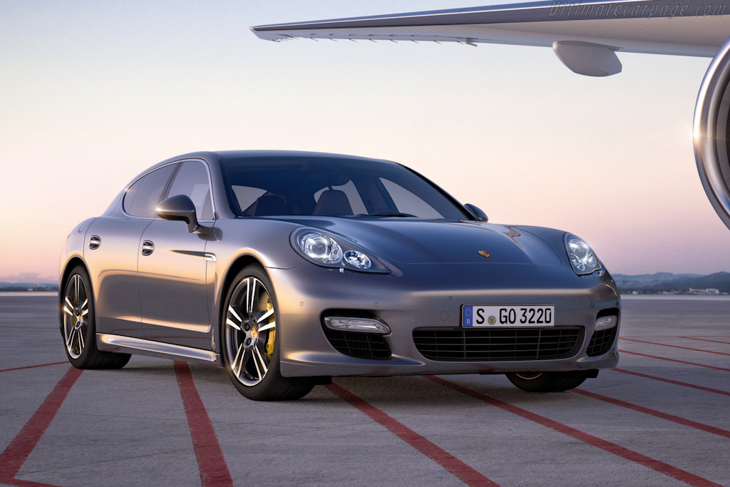 Porsche Panamera Turbo S