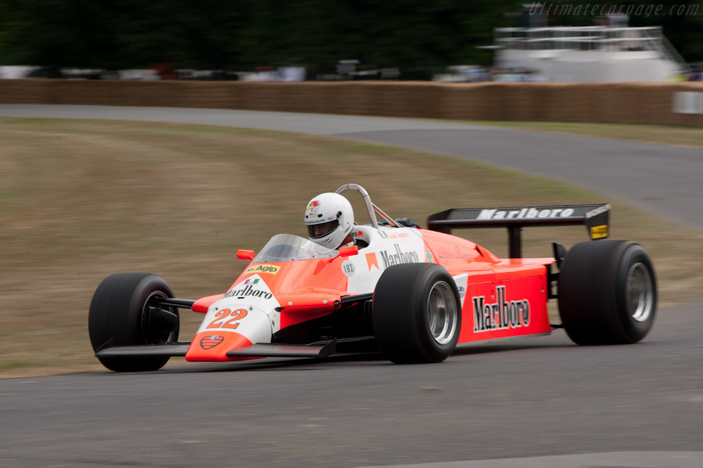 Alfa Romeo 182 F1 - Chassis: 182/06  - 2010 Goodwood Festival of Speed
