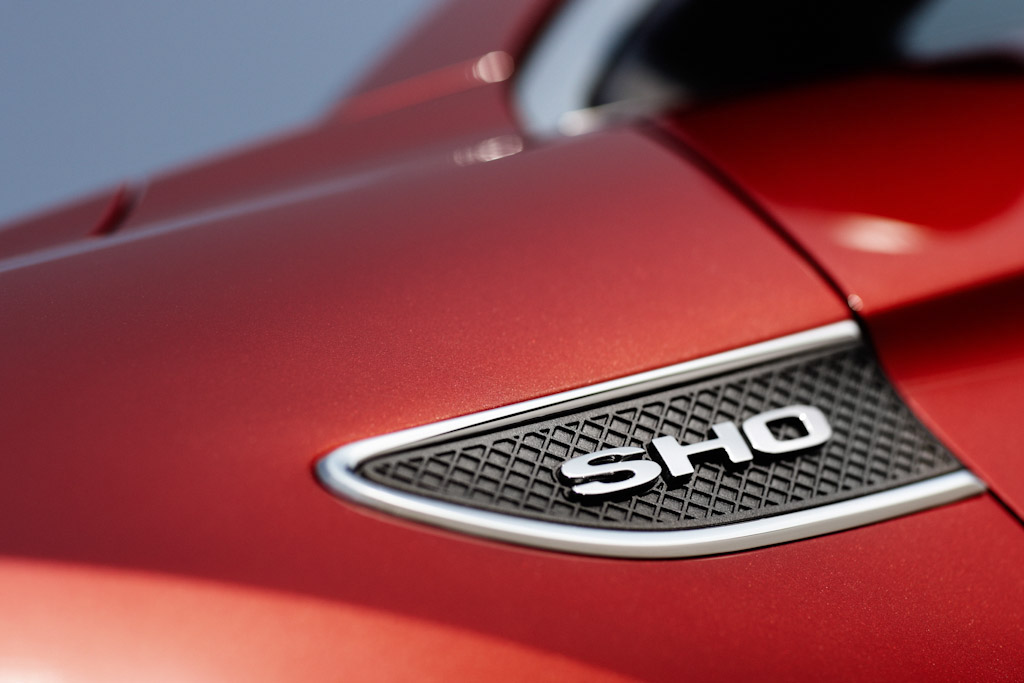 Ford Taurus SHO