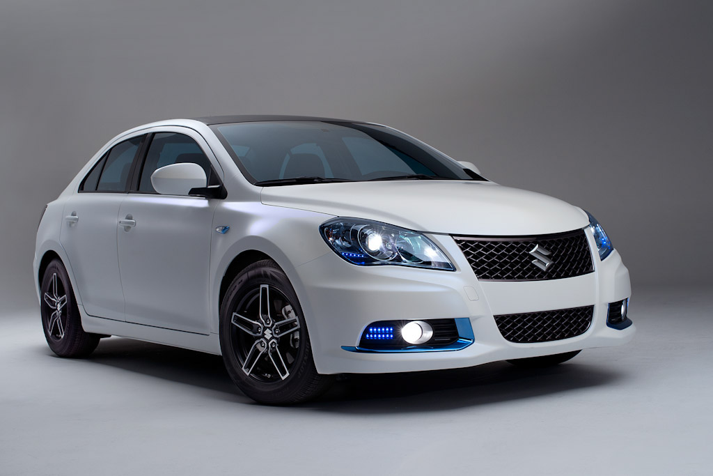 Suzuki Kizashi EcoCharge Concept