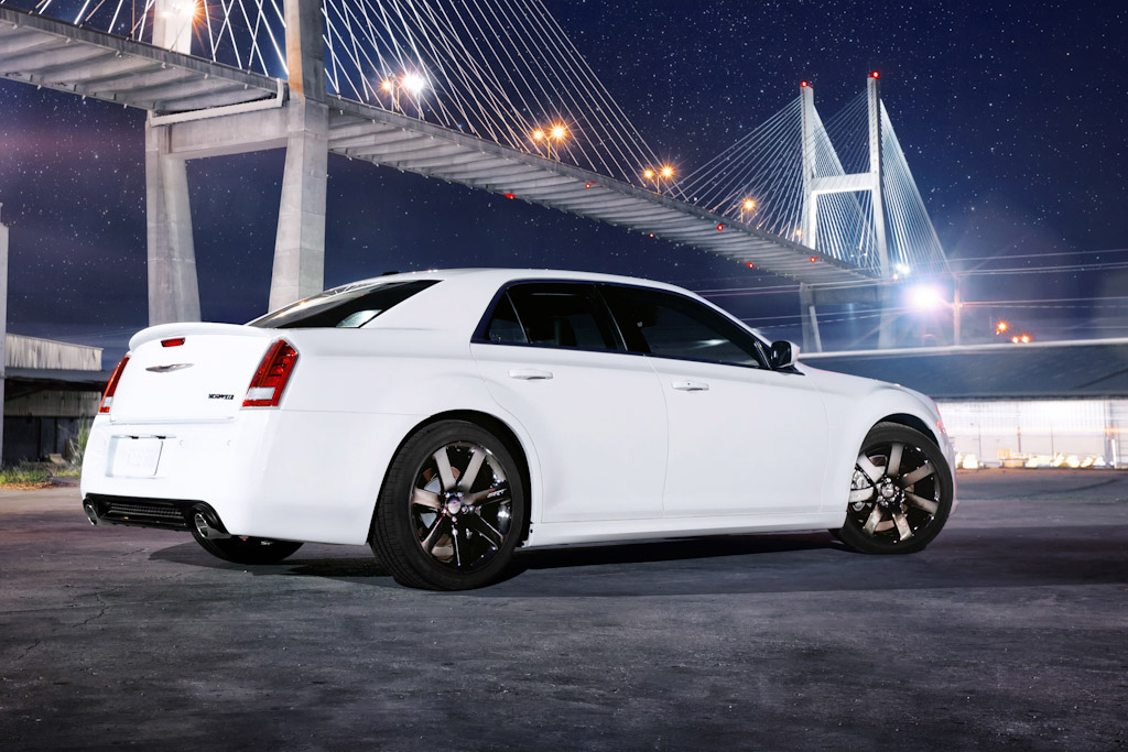 Chrysler 300 SRT8