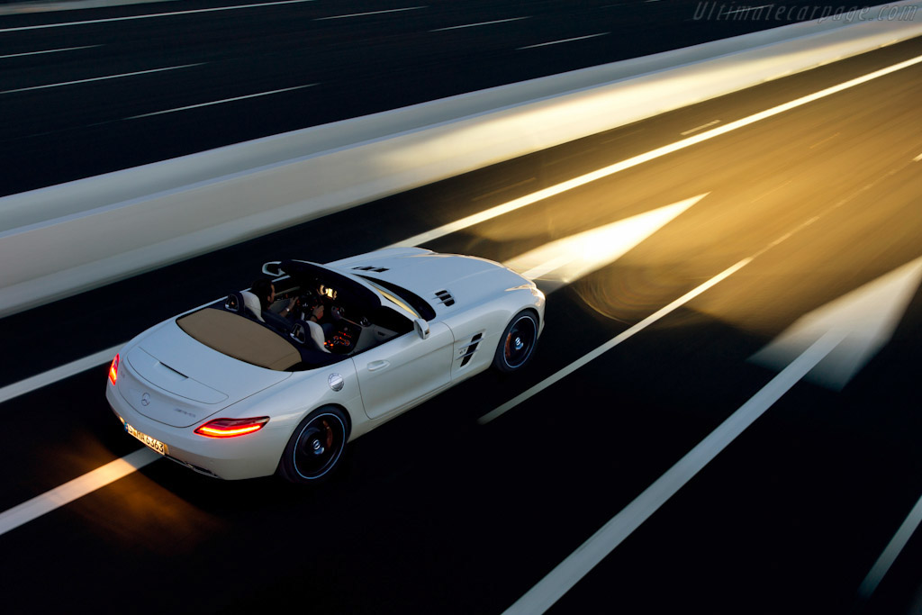 Mercedes-Benz SLS AMG Roadster