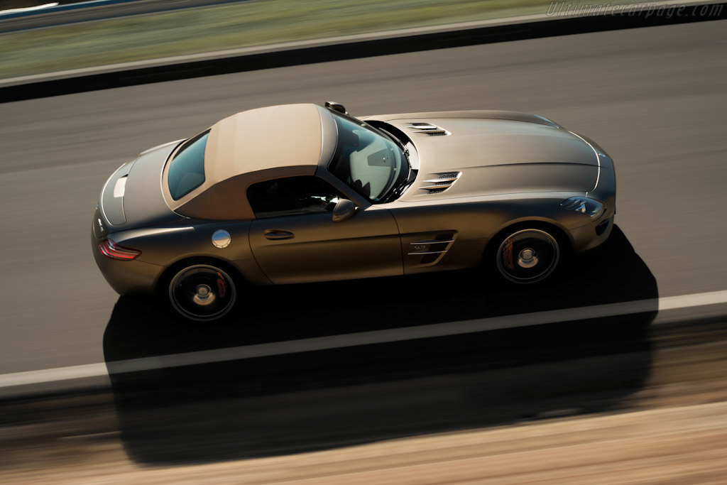Mercedes-Benz SLS AMG Roadster