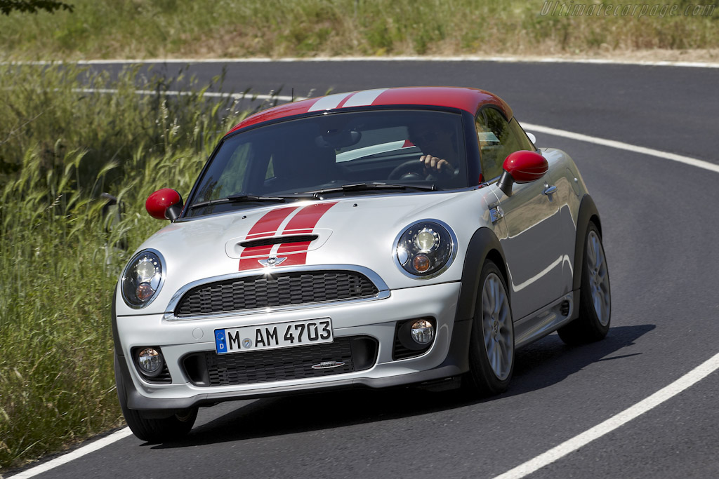 MINI John Cooper Works Coupé
