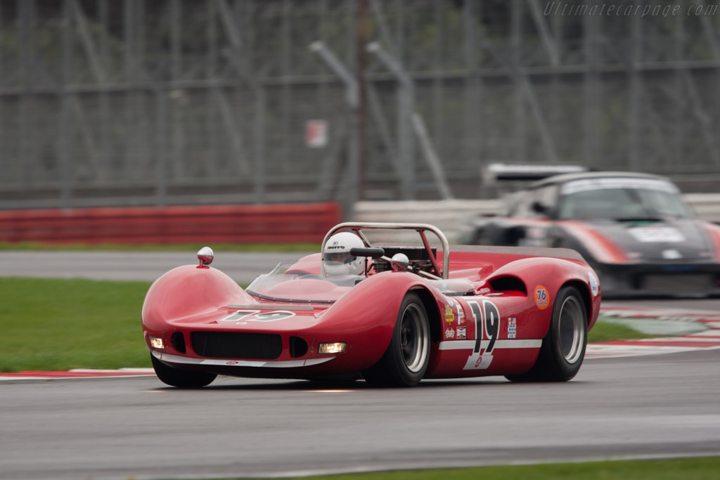 McLaren M1B Chevrolet - Chassis: 30-04  - 2010 Le Mans Series Silverstone 1000 km (ILMC)