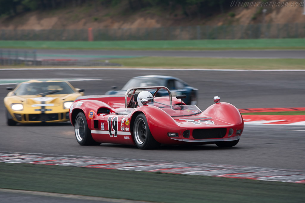 McLaren M1B Chevrolet - Chassis: 30-04  - 2011 Spa Classic