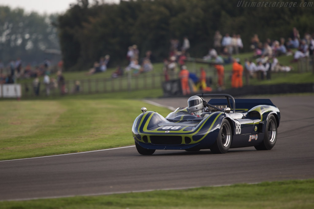 McLaren M1B Chevrolet - Chassis: 30-19  - 2014 Goodwood Revival