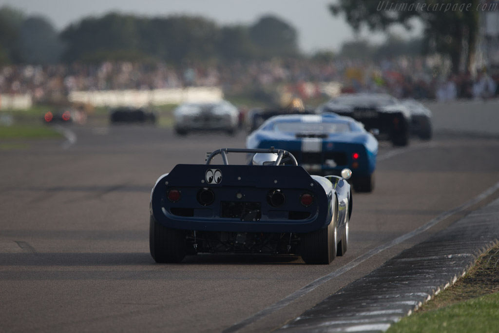 McLaren M1B Chevrolet - Chassis: 30-19  - 2014 Goodwood Revival