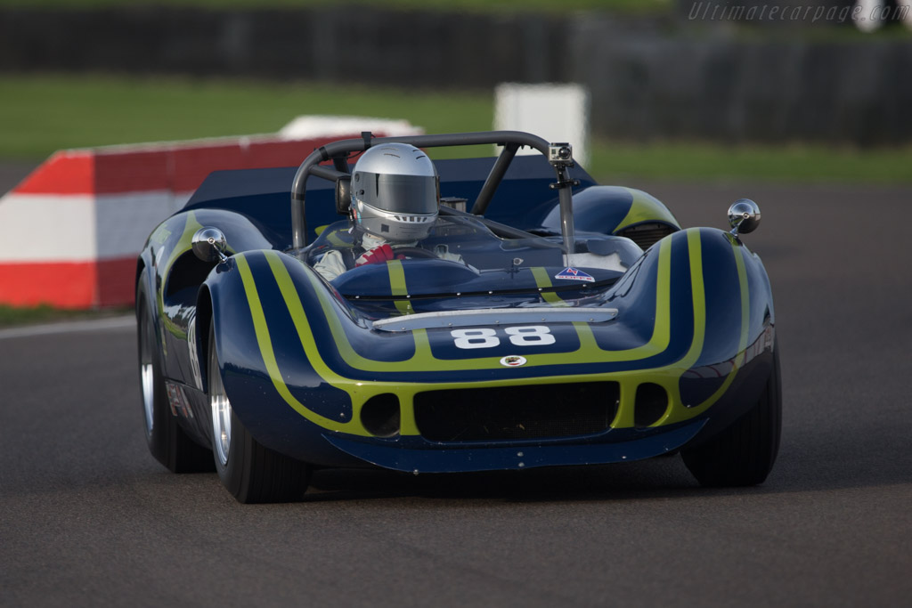 McLaren M1B Chevrolet - Chassis: 30-19  - 2014 Goodwood Revival