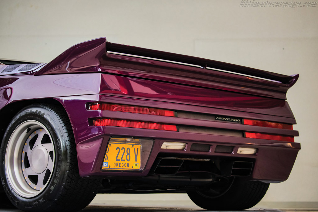 Vector W8 Twin Turbo
