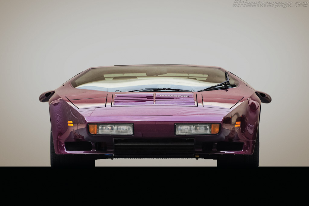 Vector W8 Twin Turbo