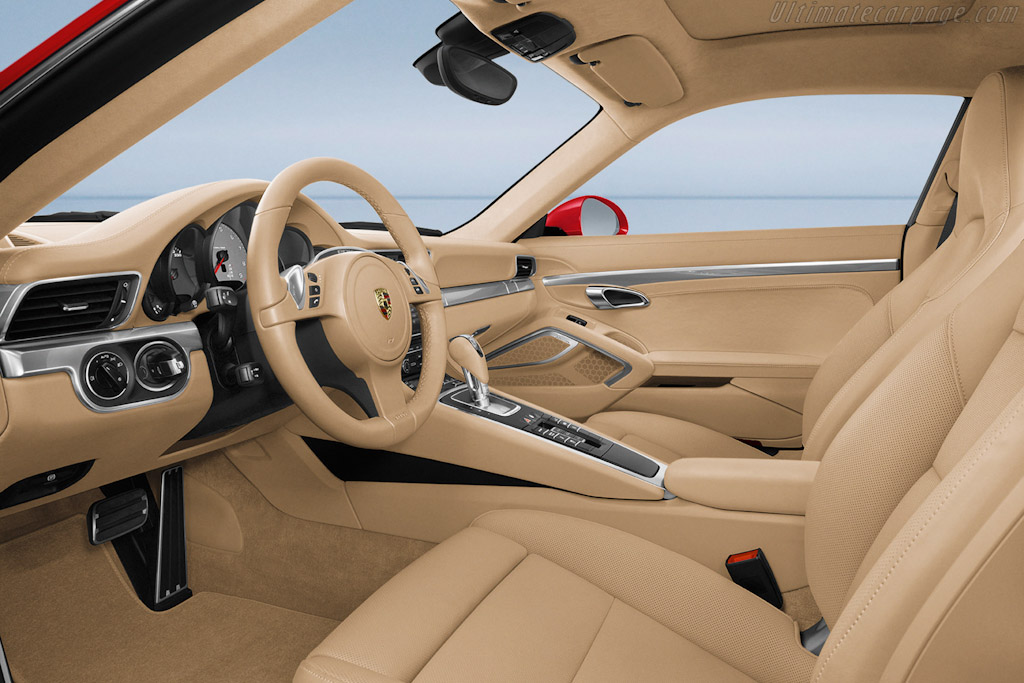 Porsche 911 Carrera