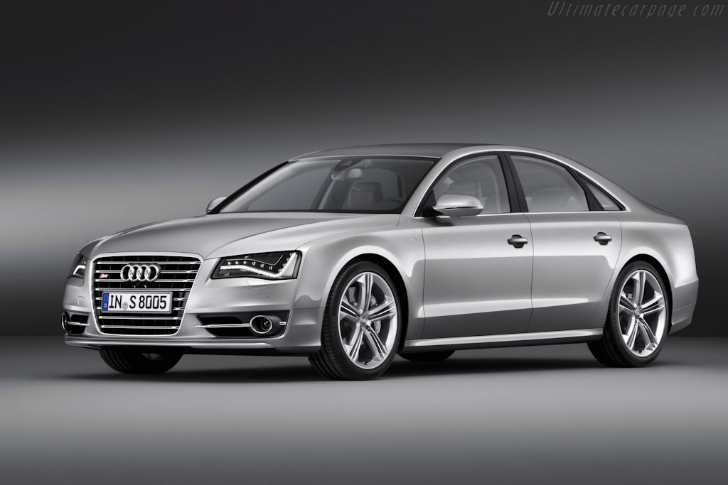 Audi S8