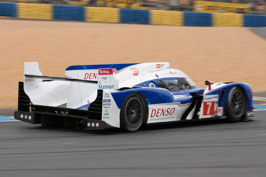 Toyota ts030 hybrid