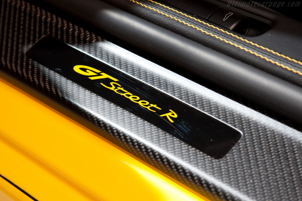 Techart GTStreet R   - 2011 Essen Motor Show