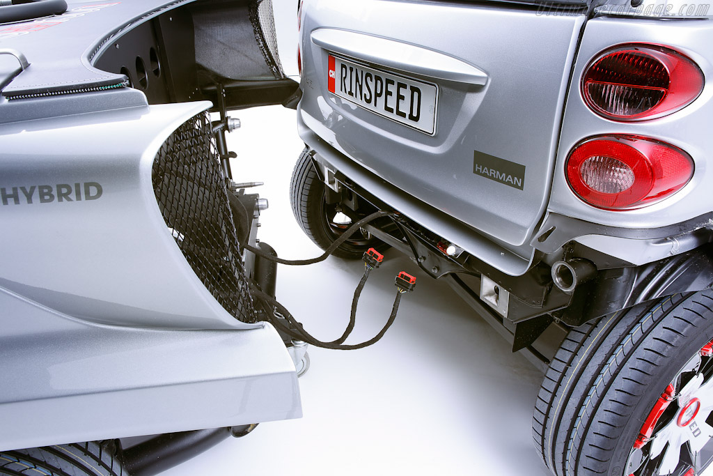Rinspeed Dock+Go Concept