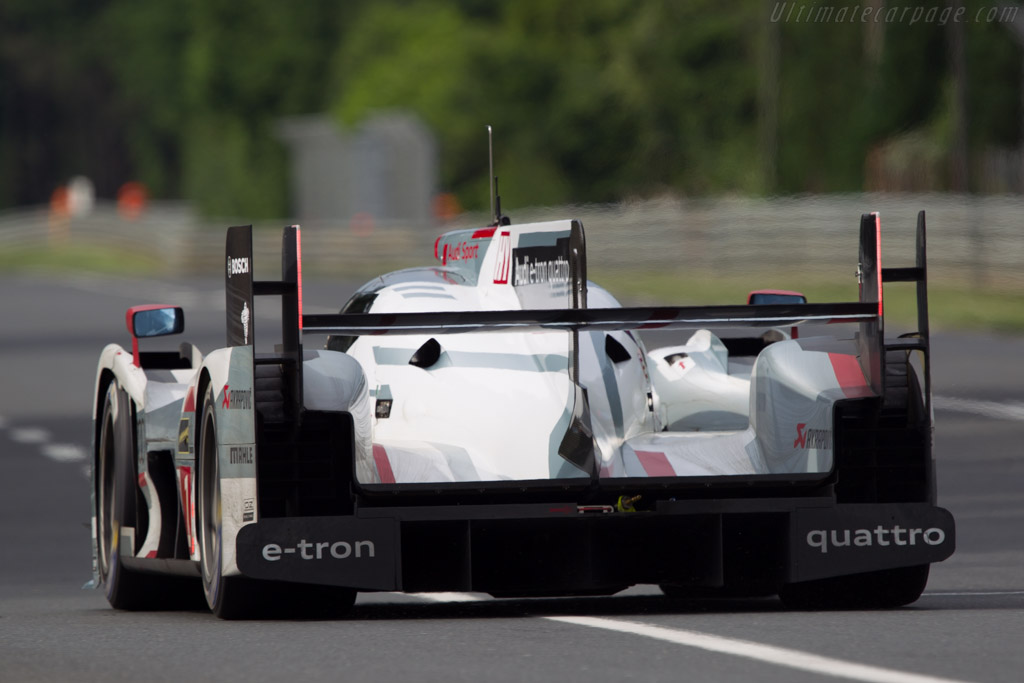 Audi R18 e-tron quattro - Chassis: 303  - 2013 24 Hours of Le Mans