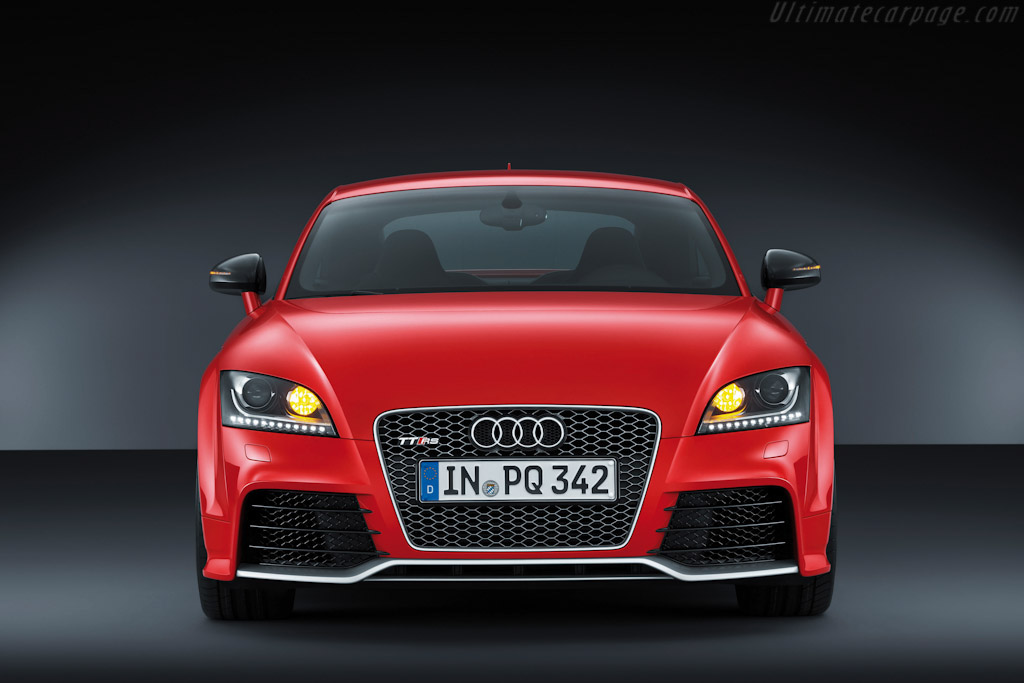 Audi TT RS plus