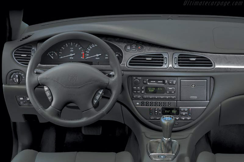Jaguar S-Type V8 Sport