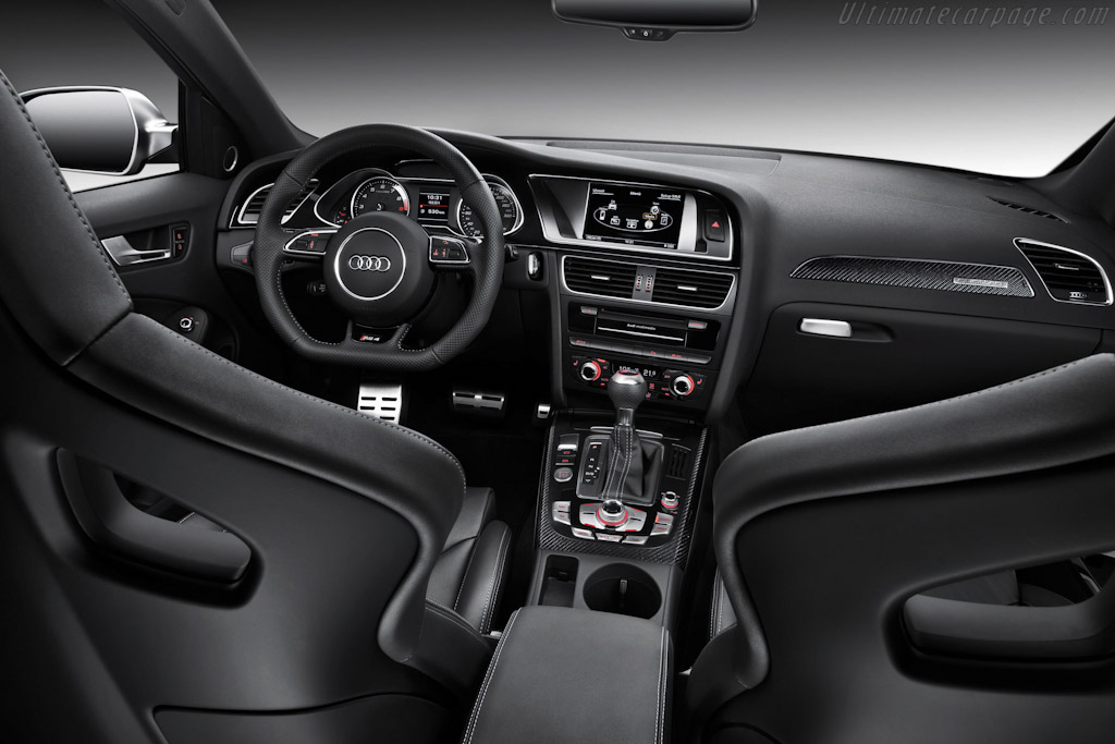 Audi RS 4 Avant