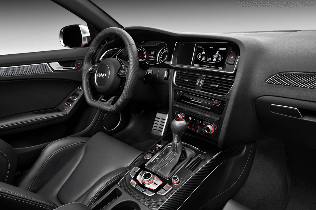 Audi RS 4 Avant