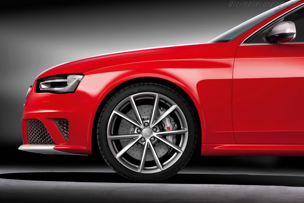 Audi RS 4 Avant
