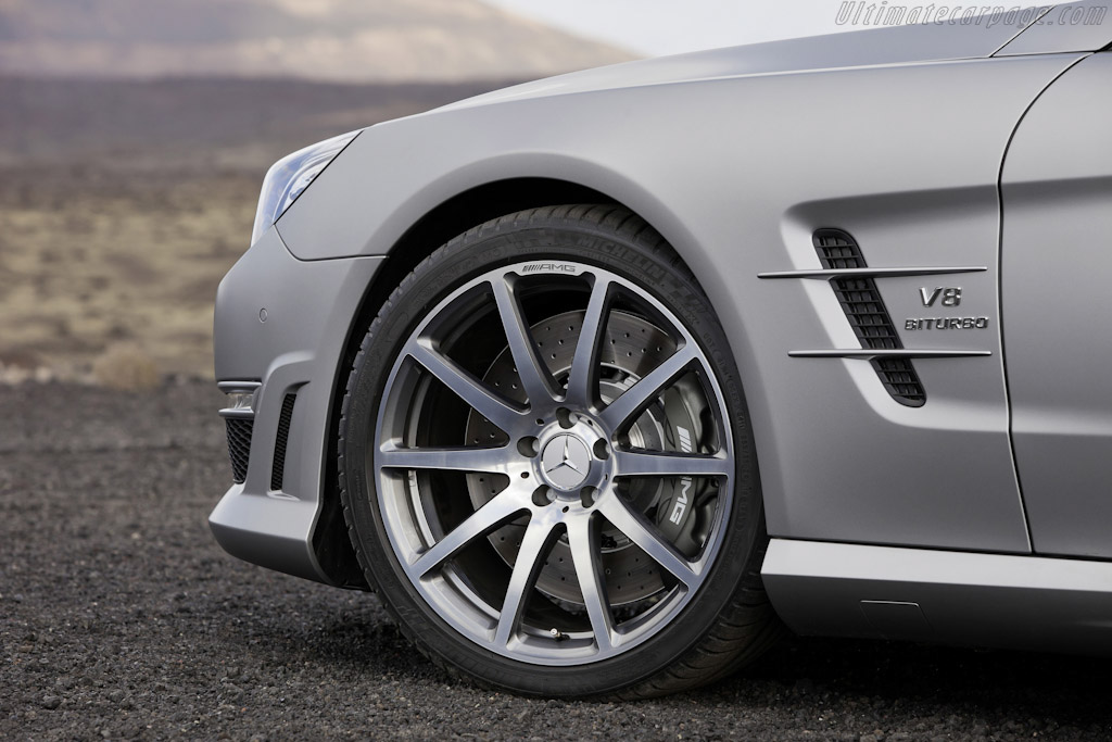 Mercedes-Benz SL 63 AMG