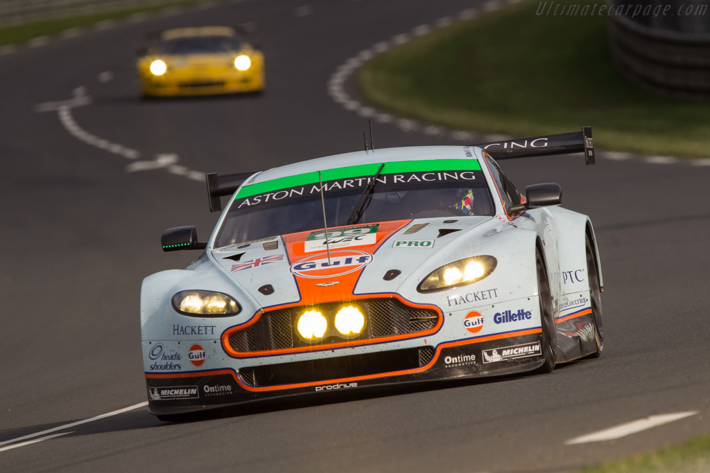 Aston Martin V8 Vantage GTE - Chassis: GTE-005 - Entrant: Aston Martin Racing - Driver: Bruno Senna / Rob Bell / Frederic Makowiecki - 2013 24 Hours of Le Mans