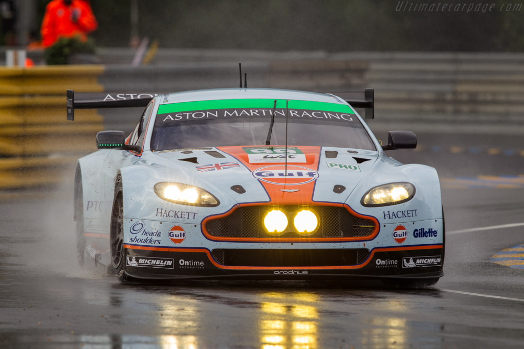 Aston Martin V8 Vantage GTE - Chassis: GTE-005 - Entrant: Aston Martin Racing - Driver: Bruno Senna / Rob Bell / Frederic Makowiecki - 2013 24 Hours of Le Mans