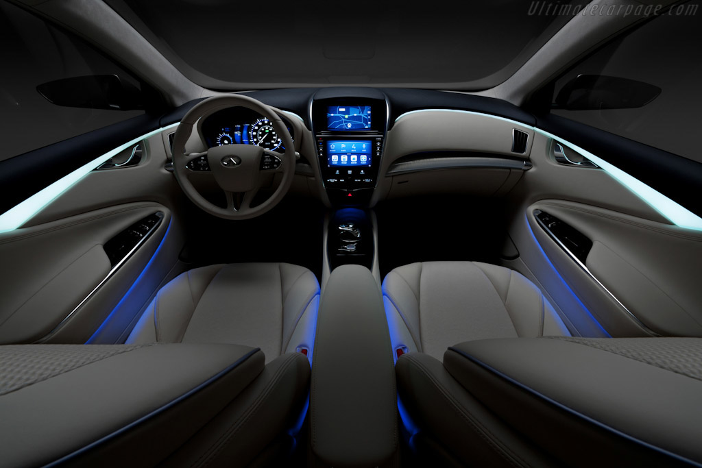 Infiniti LE Concept