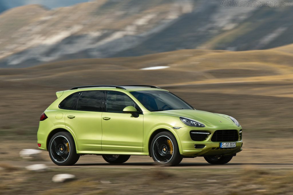 Porsche Cayenne GTS