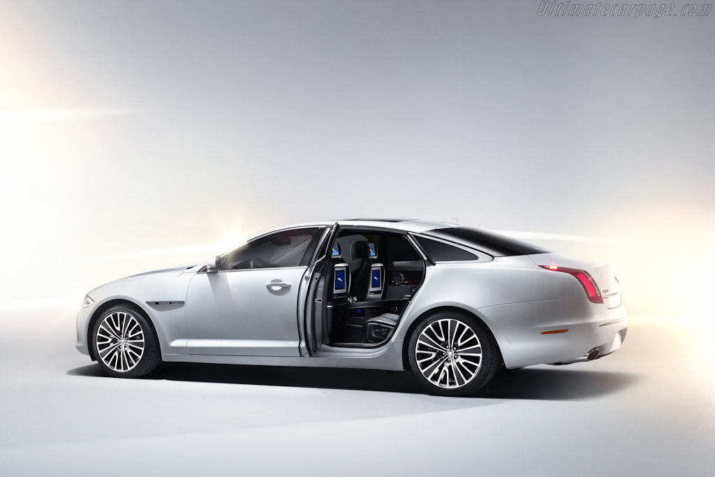 Jaguar XJ Ultimate