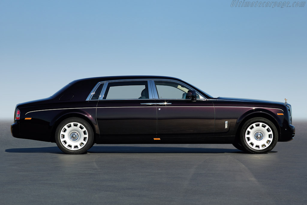 Rolls-Royce Phantom Series II EWB