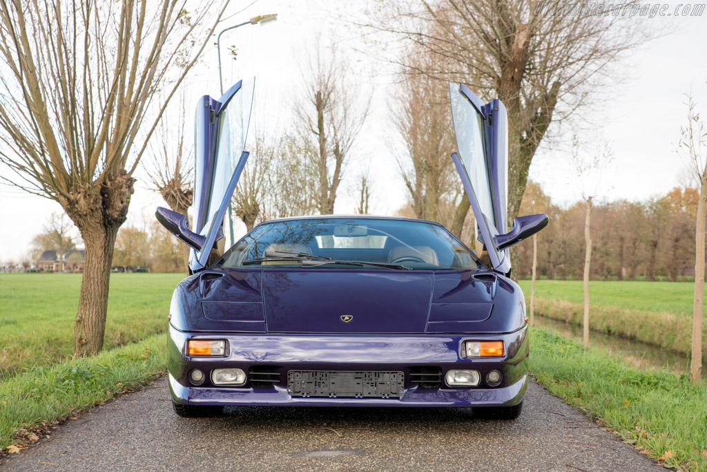 Lamborghini Diablo VT Roadster
