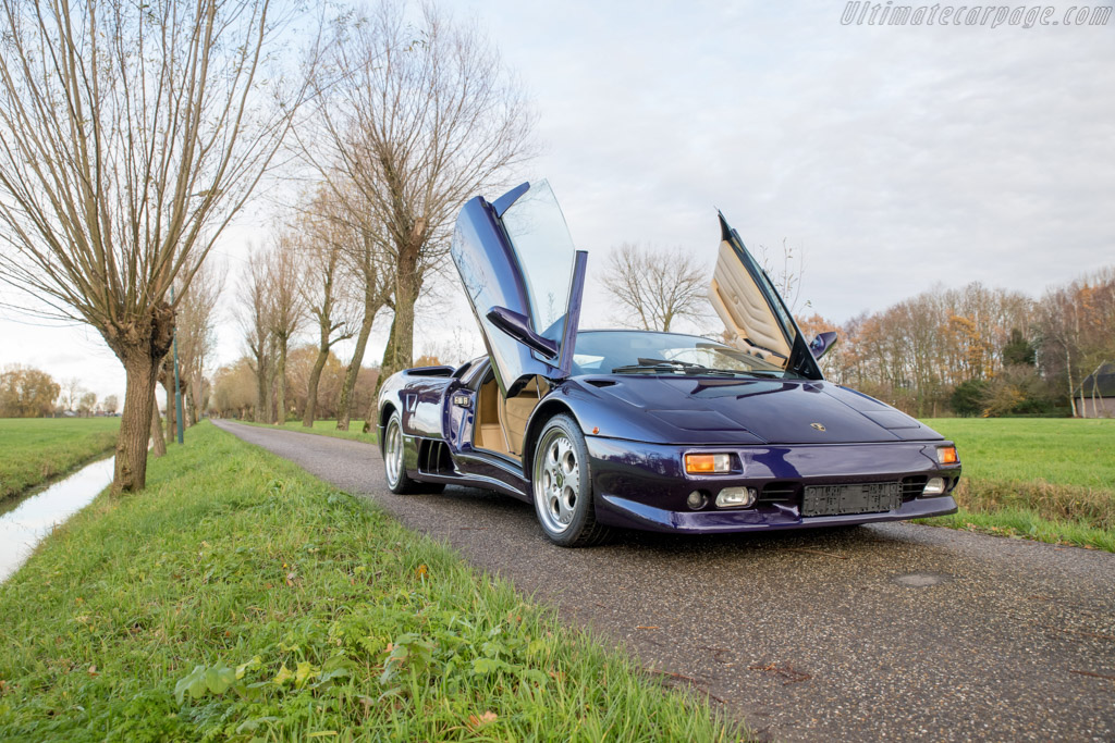Lamborghini Diablo VT Roadster