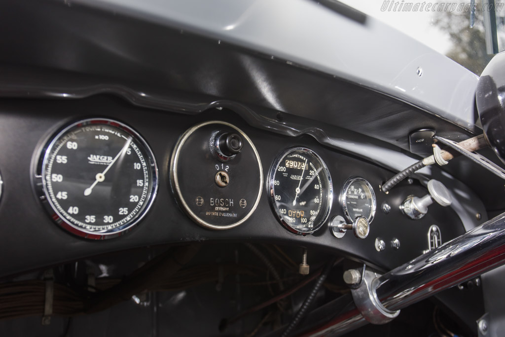 Alfa Romeo 8C 2300 Figoni Cabriolet