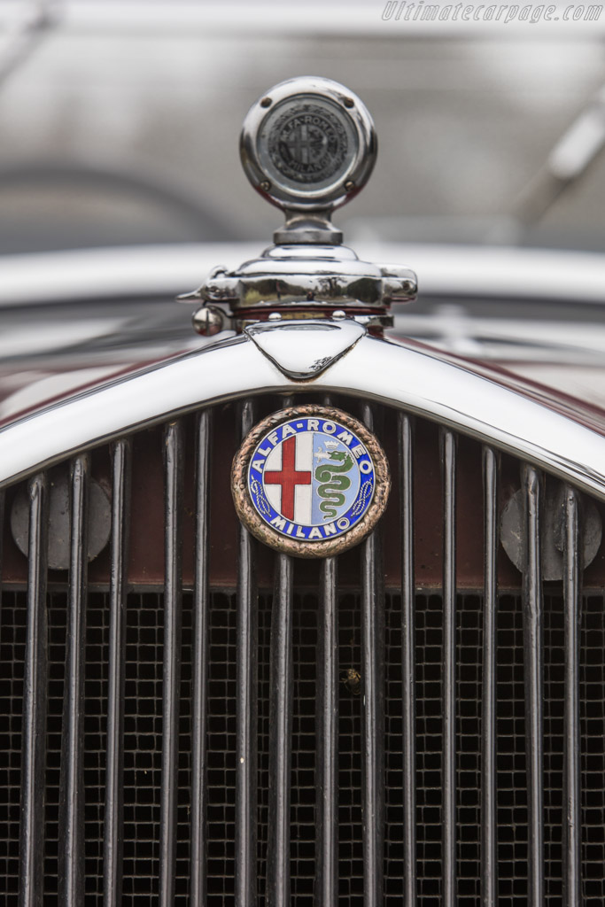Alfa Romeo 8C 2300 Figoni Cabriolet
