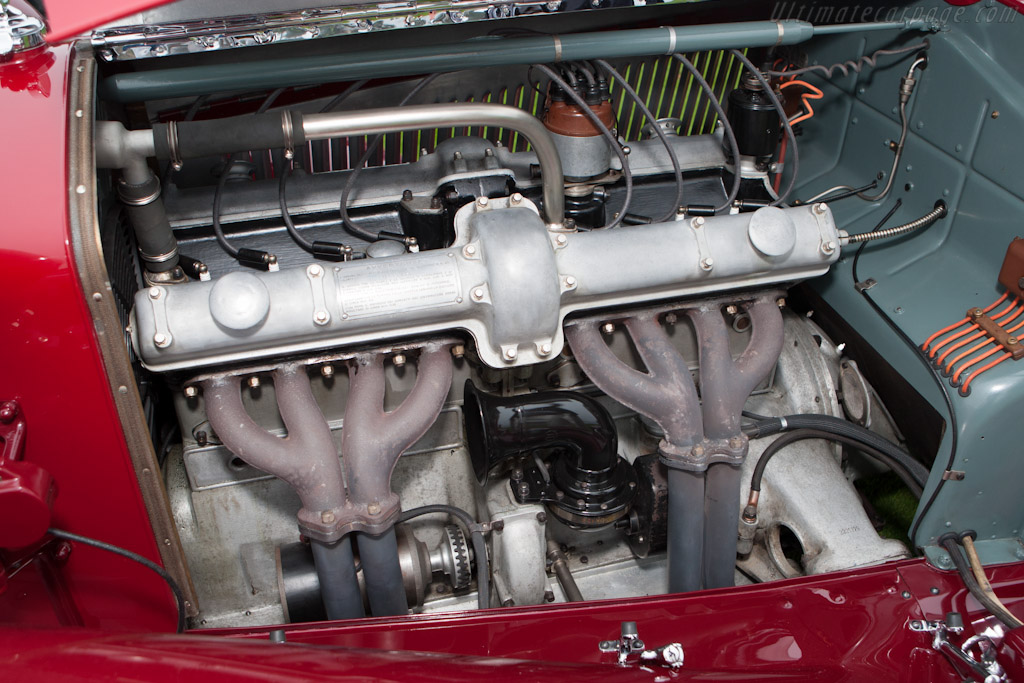 Alfa Romeo 8C 2300 Figoni Cabriolet - Chassis: 2311239  - 2010 Pebble Beach Concours d'Elegance