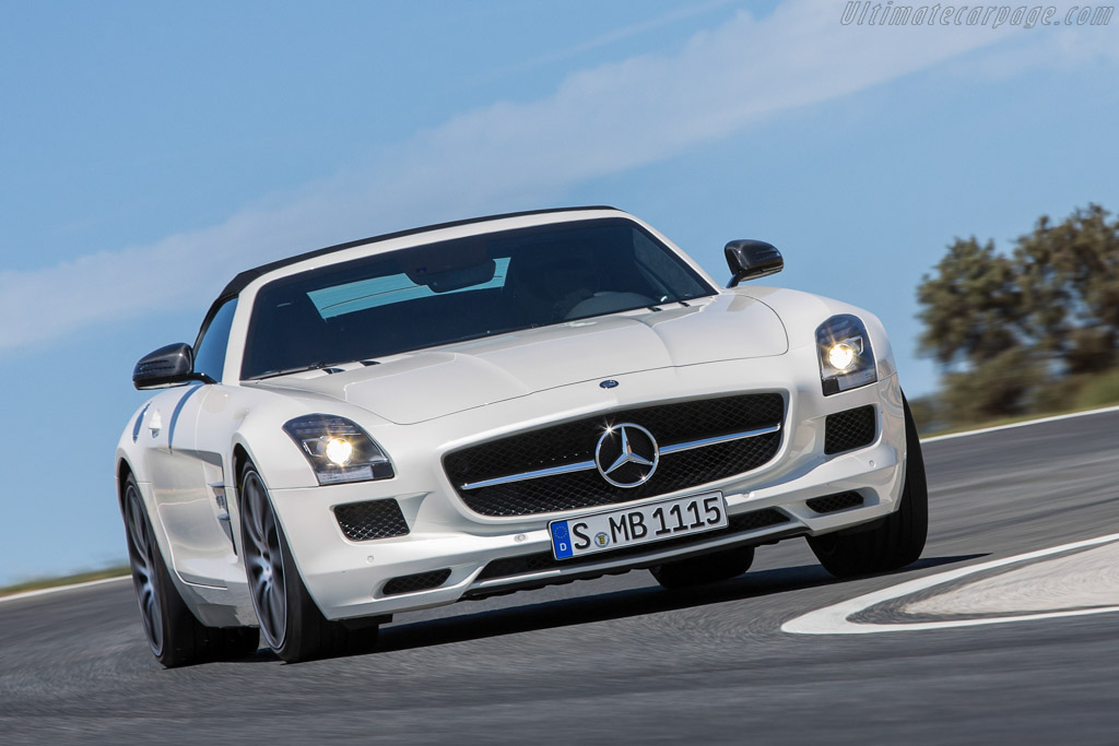 Mercedes-Benz SLS AMG GT Roadster