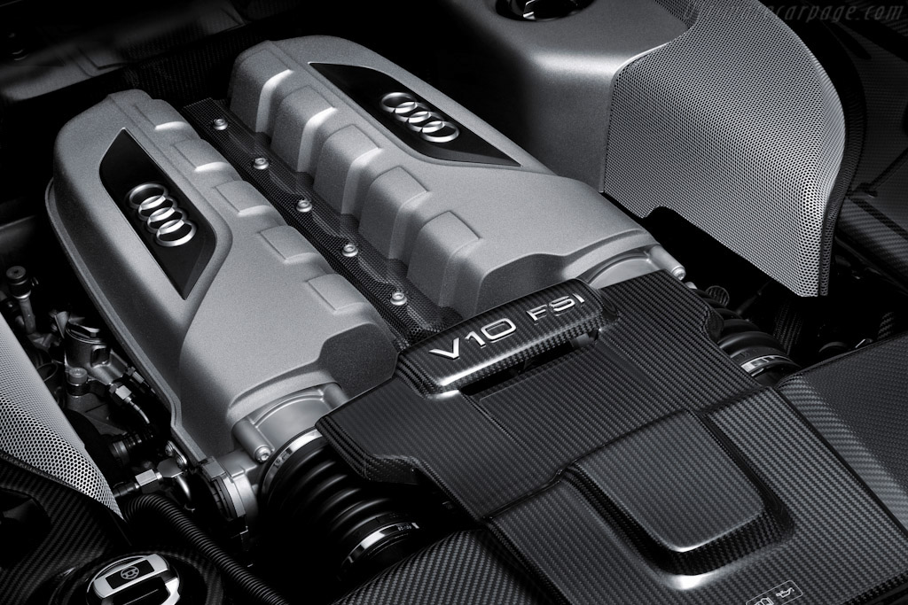Audi R8 V10 plus