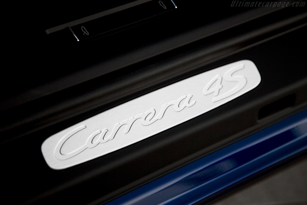 Porsche 911 Carrera 4S Cabriolet
