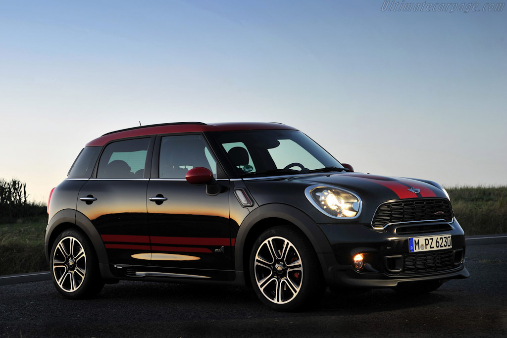 MINI John Cooper Works Countryman