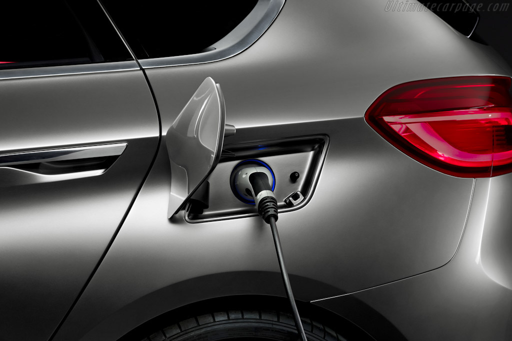 BMW Concept Active Tourer