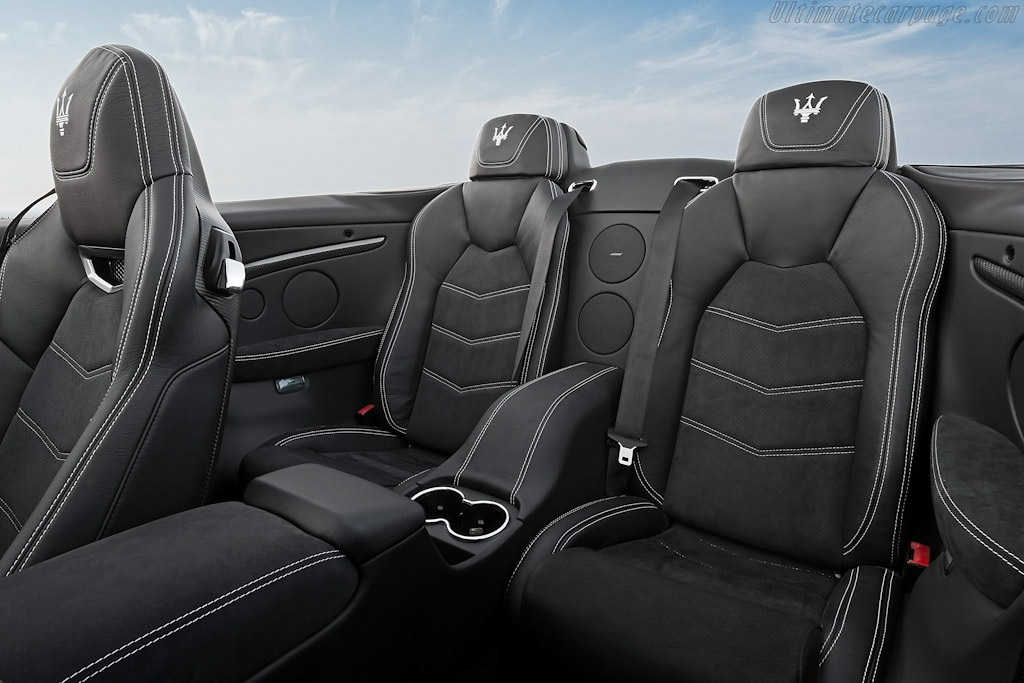 Maserati GranCabrio MC