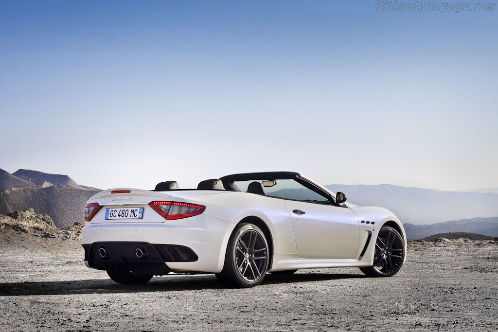 Maserati GranCabrio MC