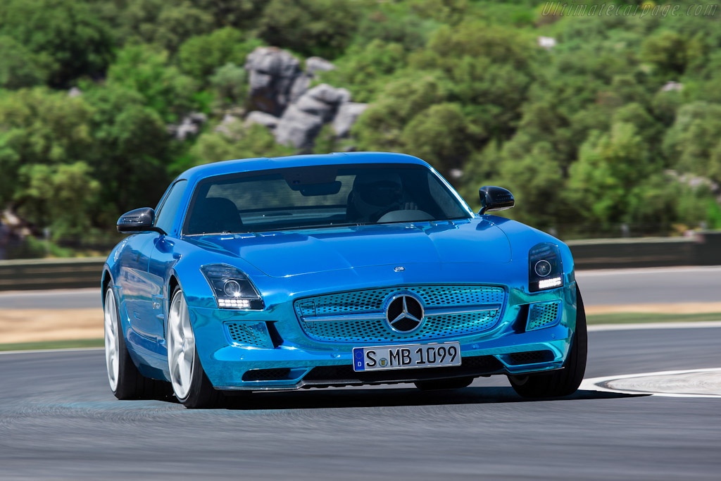Mercedes-Benz SLS AMG Coupe Electric Drive