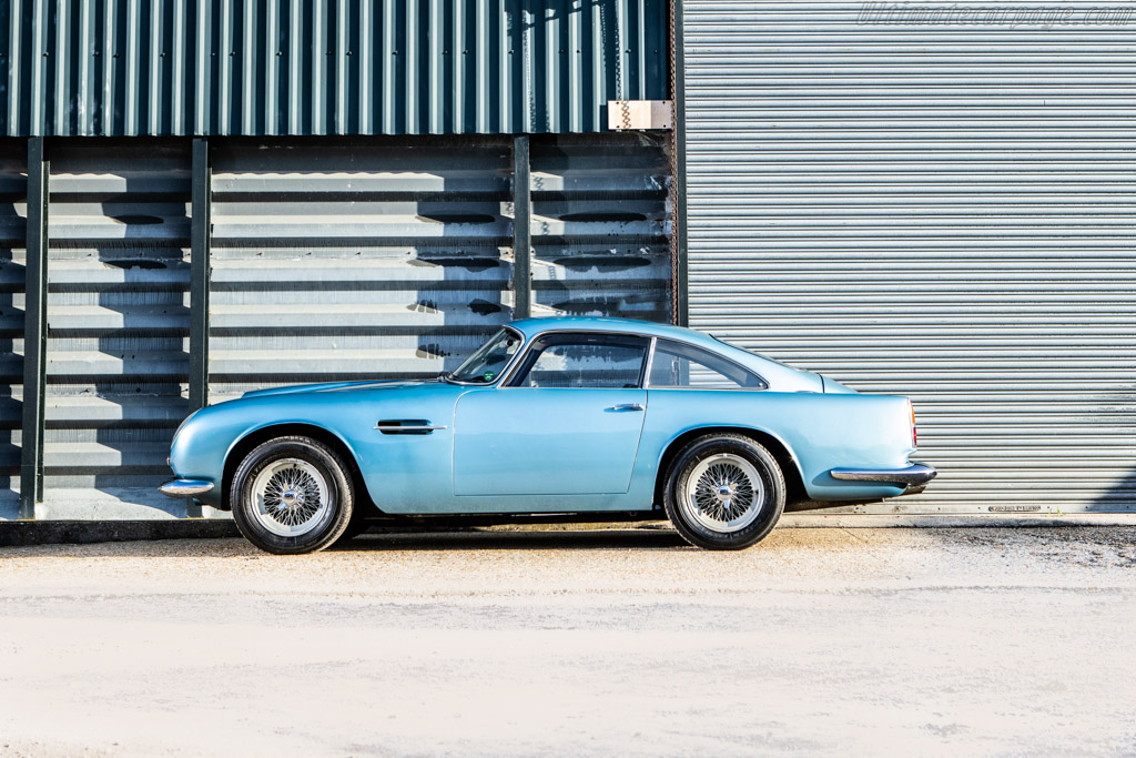 Aston Martin DB4 GT Lightweight
