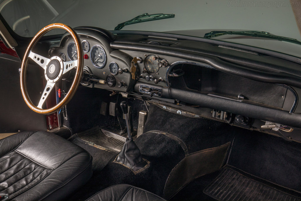 Aston Martin DB4 GT Lightweight